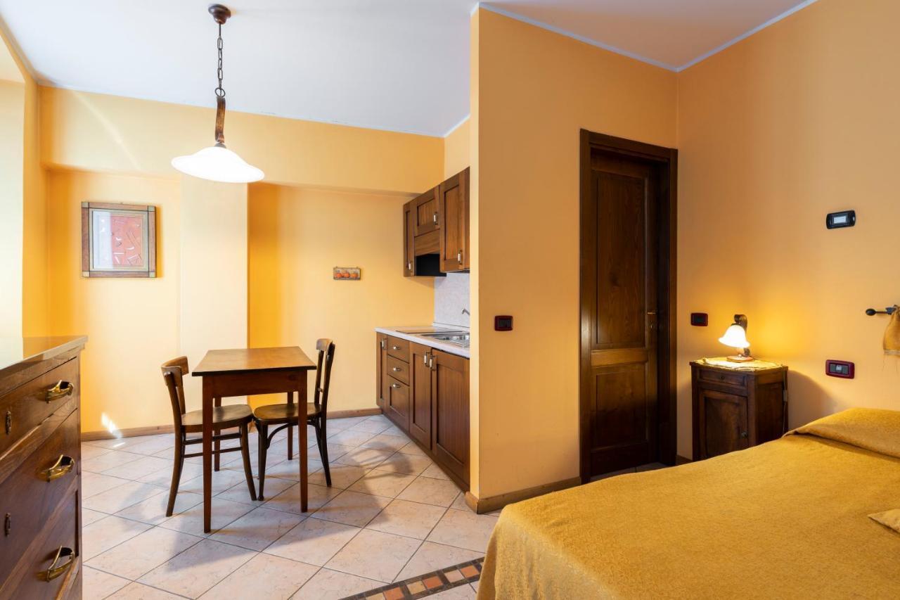 Agriturismo Edoardo Patrone دومودوسولا المظهر الخارجي الصورة