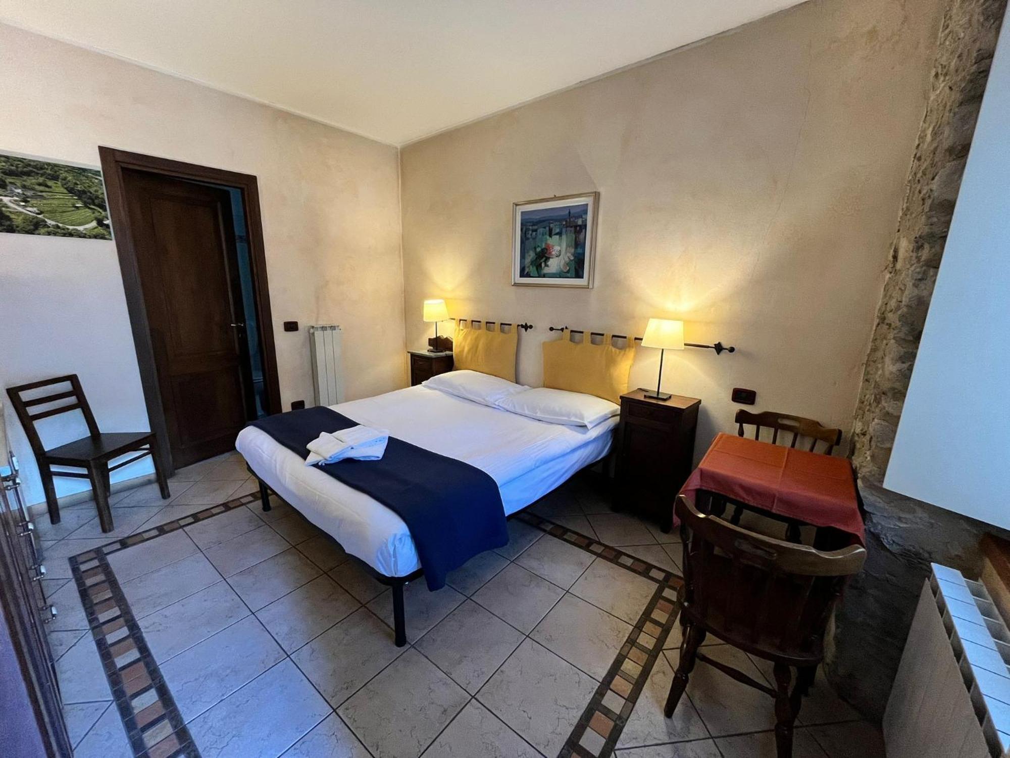 Agriturismo Edoardo Patrone دومودوسولا المظهر الخارجي الصورة
